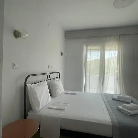 Olga Beachfront Toroni