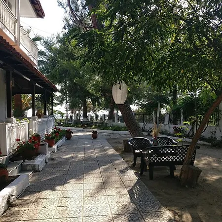 Olga Beachfront Toroni