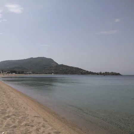 Olga Beachfront Appartamento *